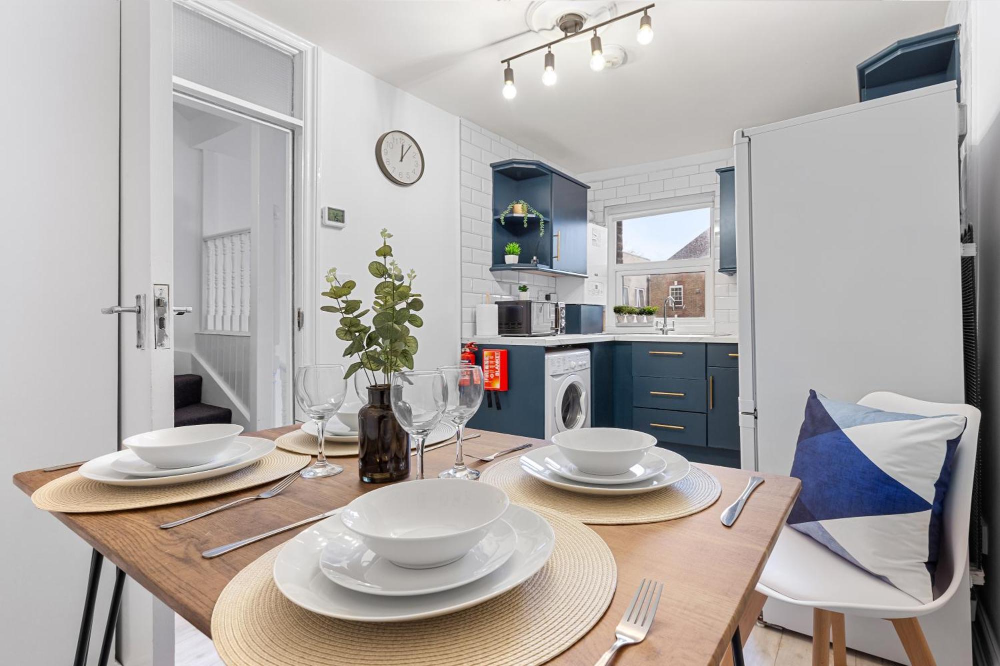 The Holloway Suite - 1Br Modern Apartment Лондон Экстерьер фото